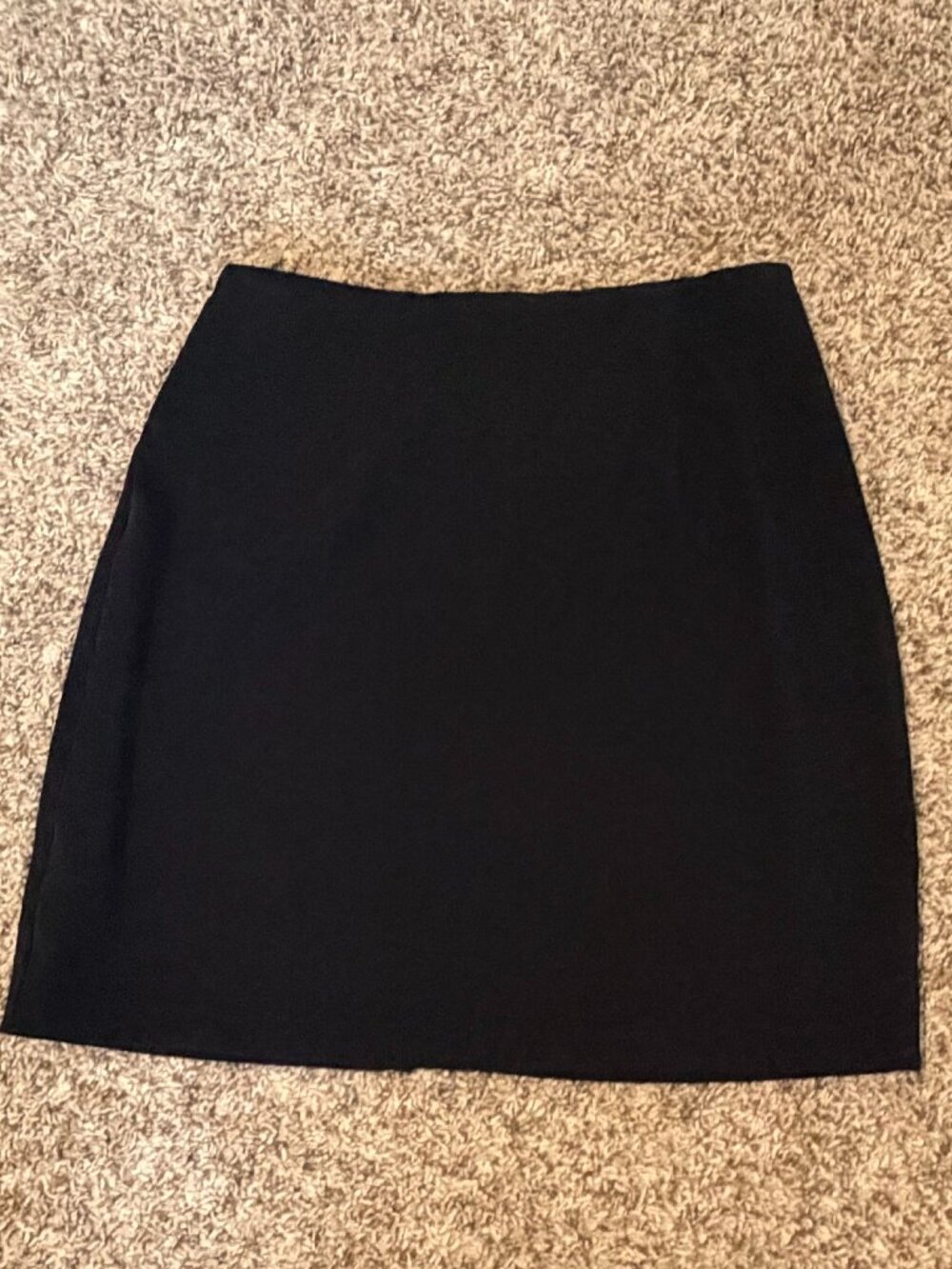 Briggs New York Vintage Black Velvet Pencil Skirt - Size 4P Minimalist - Picture 5 of 14